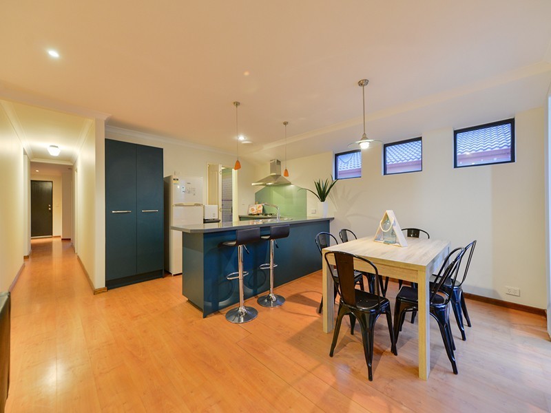 172 Treasure Road, Queens Park WA 6107