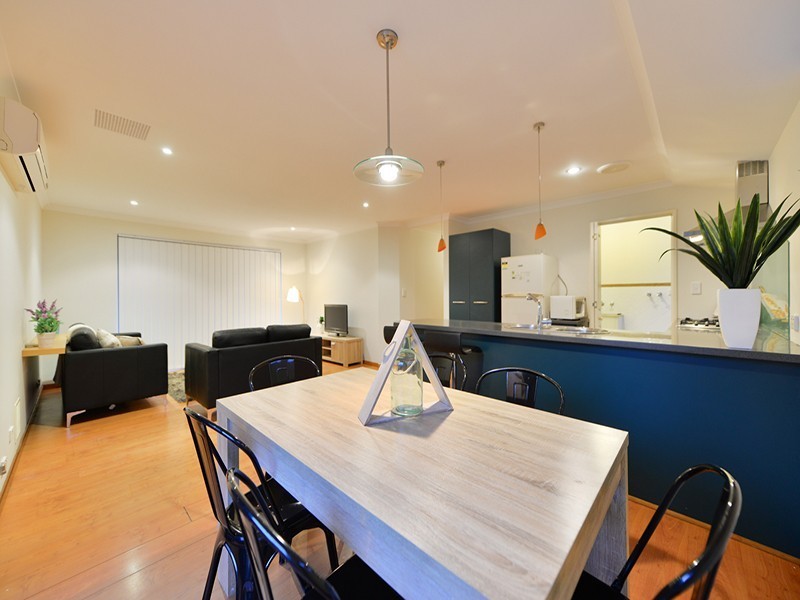 172 Treasure Road, Queens Park WA 6107