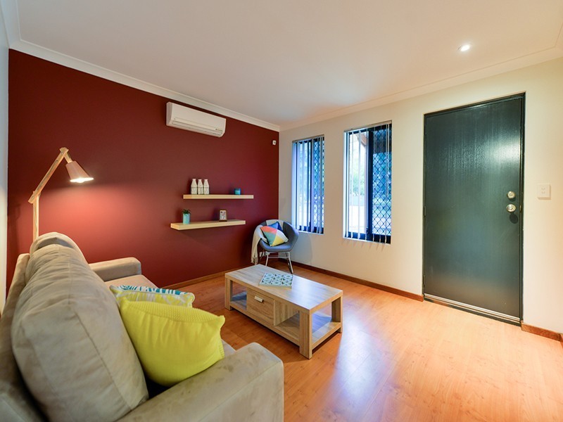 172 Treasure Road, Queens Park WA 6107