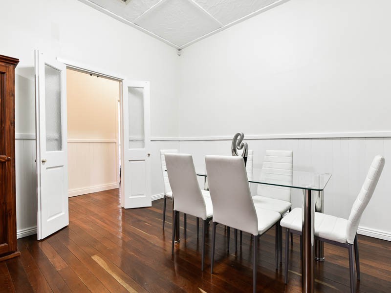 118 Station Street, East Cannington WA 6107