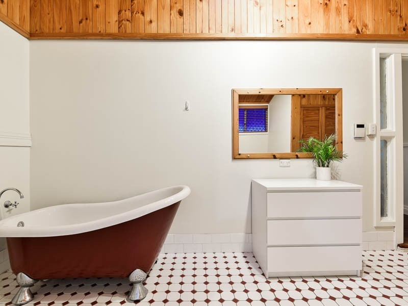 118 Station Street, East Cannington WA 6107