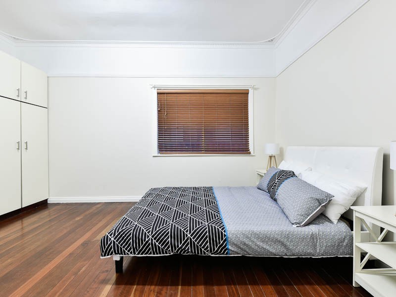 118 Station Street, East Cannington WA 6107