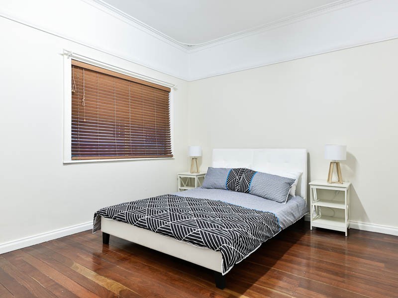 118 Station Street, East Cannington WA 6107