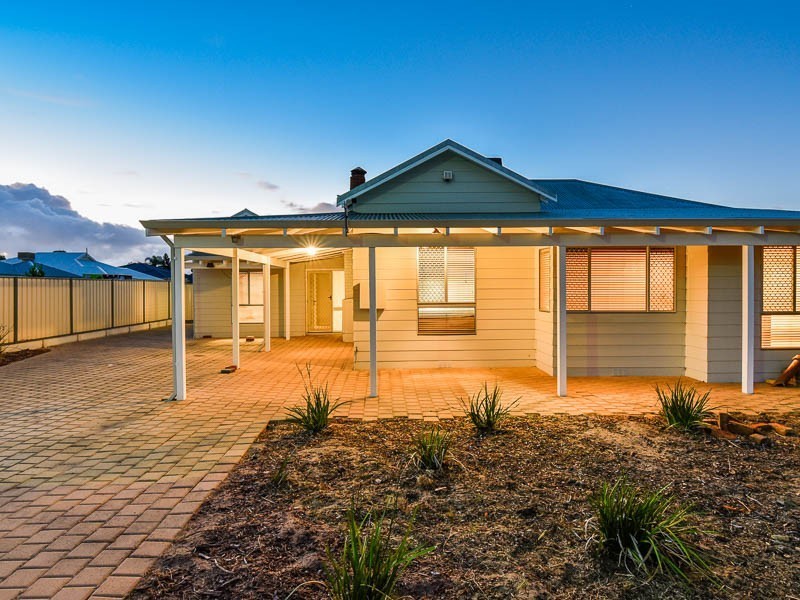 118 Station Street, East Cannington WA 6107