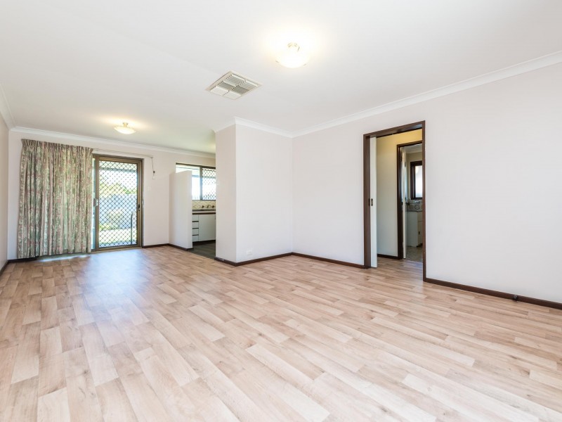 8/42 Blancoa Road, Ferndale WA 6148