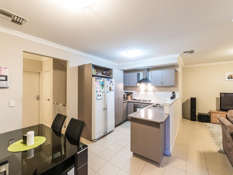 15 Bent Street, Cannington WA 6107