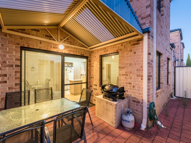 15 Bent Street, Cannington WA 6107