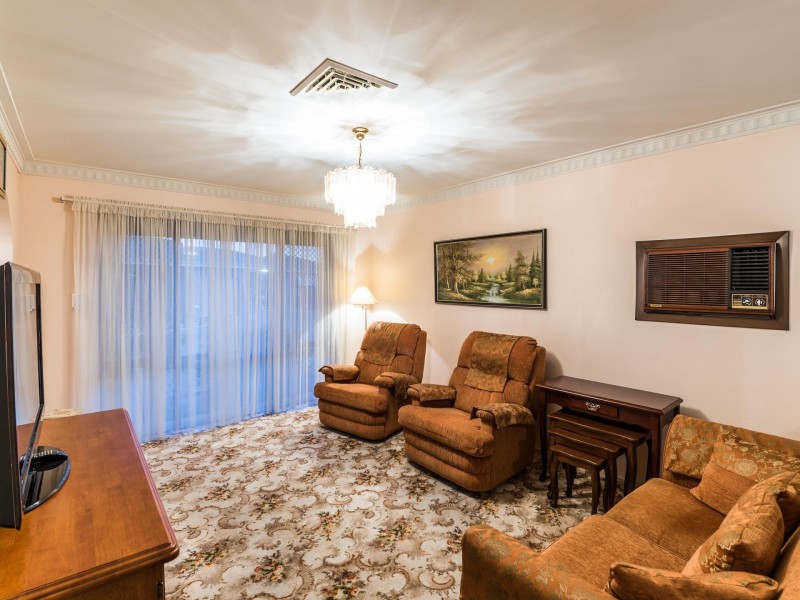 30 Dealy Close, Cannington WA 6107