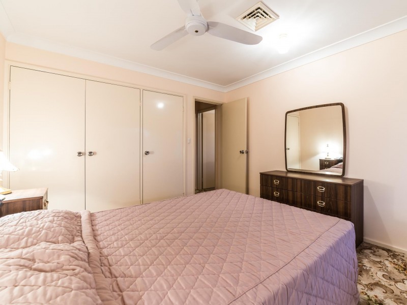 30 Dealy Close, Cannington WA 6107