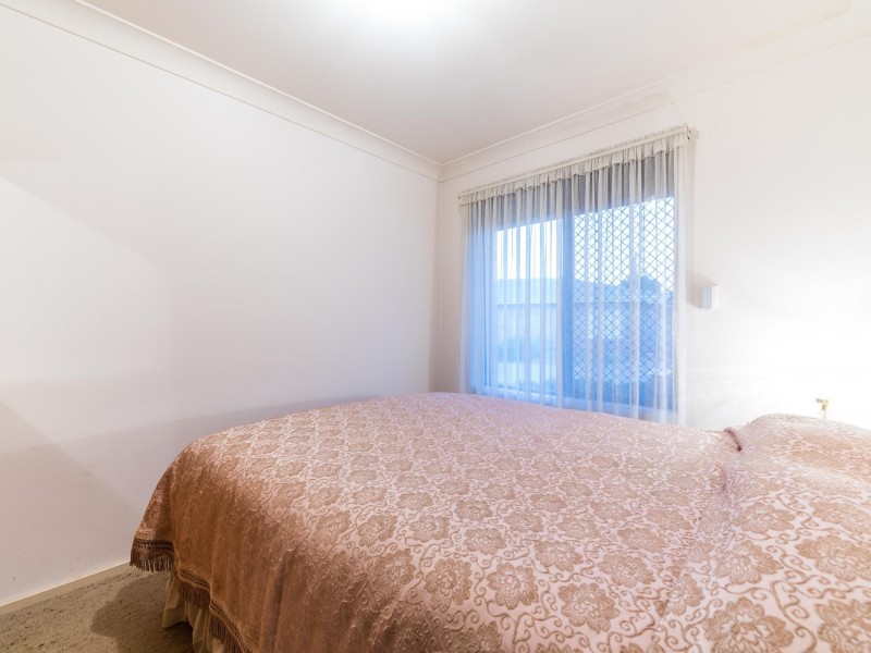 30 Dealy Close, Cannington WA 6107