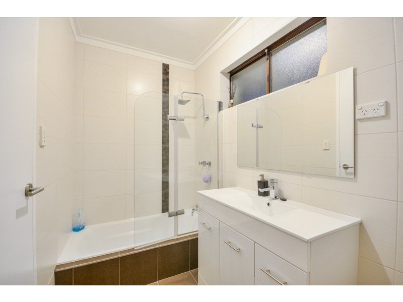 8 Galaxy Street, Beckenham WA 6107