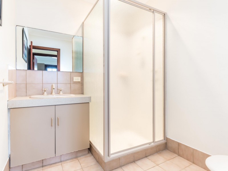 19 Shacklock Crescent, Winthrop WA 6150