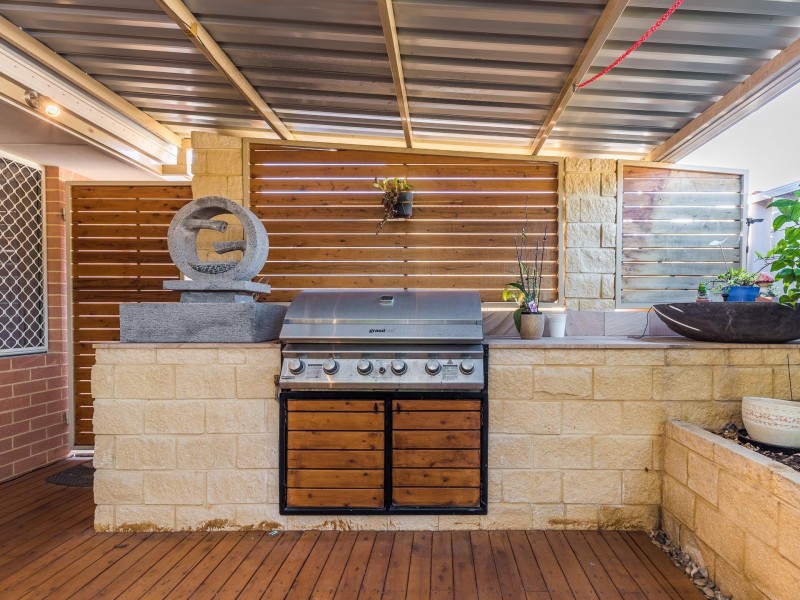 4 Eldridge Grove, Cannington WA 6107