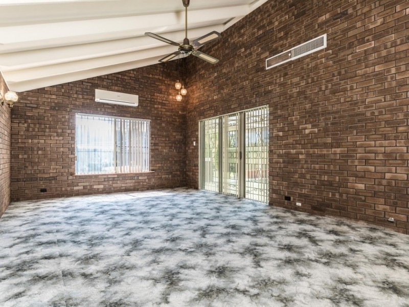 14 Brinkley Street, Cannington WA 6107