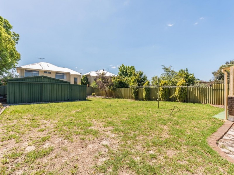 14 Brinkley Street, Cannington WA 6107