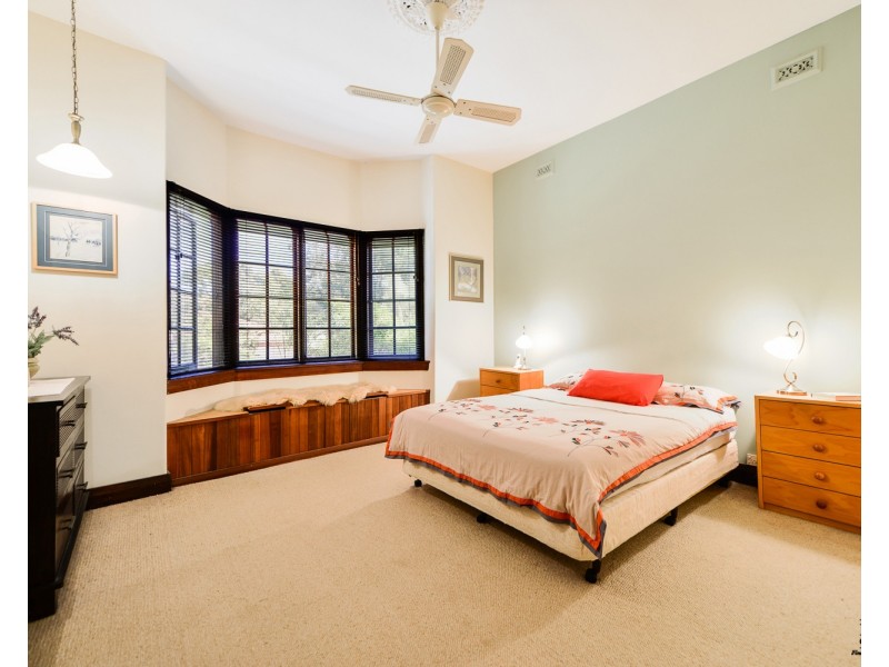 62 Oakover Street, East Fremantle WA 6158