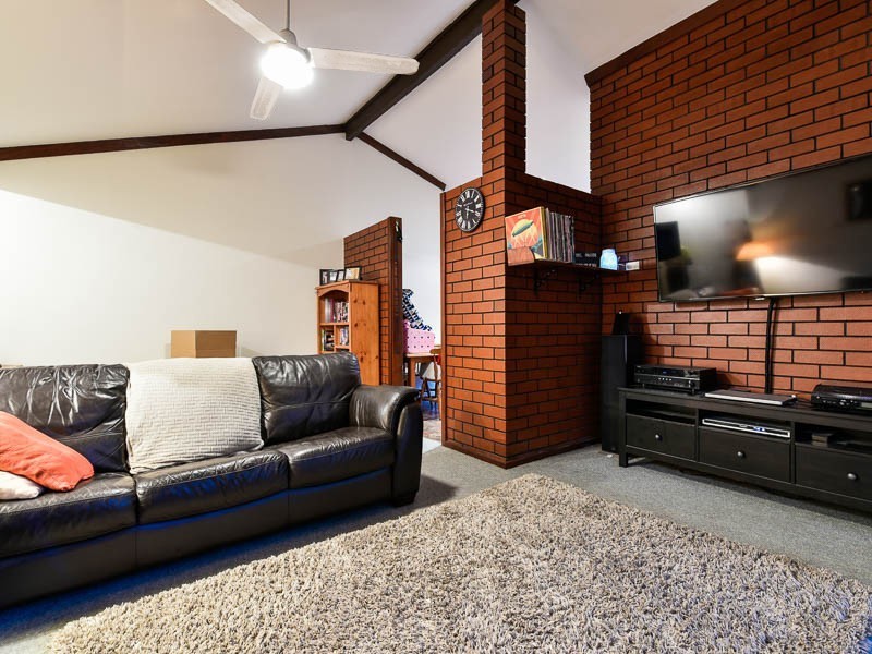 43 Begonia Close, Ferndale WA 6148