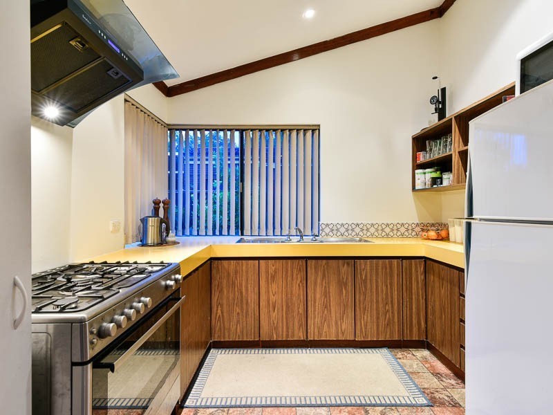 43 Begonia Close, Ferndale WA 6148