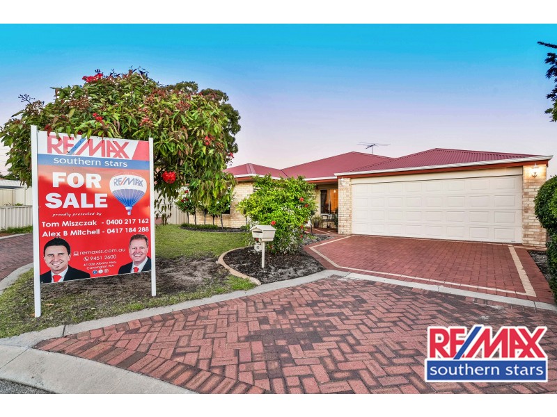 60 Salesian Court, Queens Park WA 6107