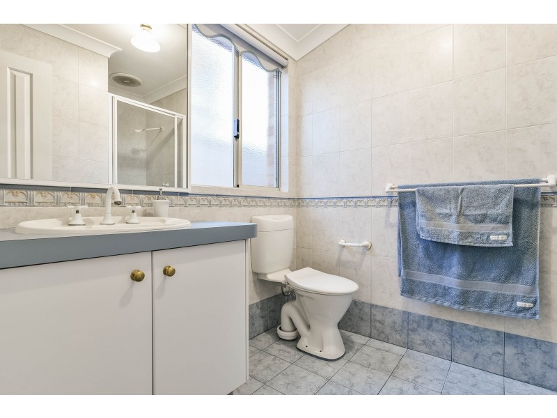 60 Salesian Court, Queens Park WA 6107