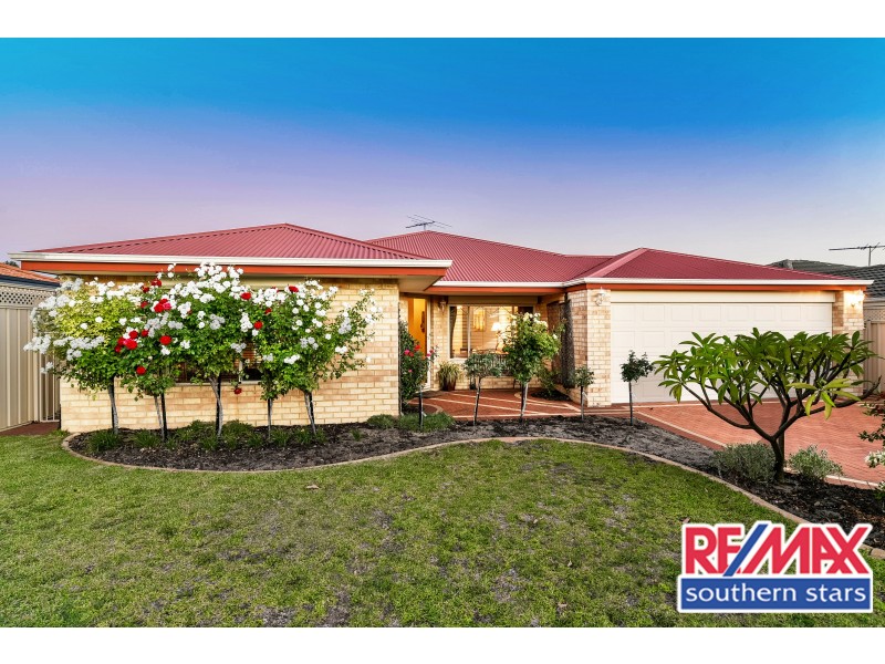 60 Salesian Court, Queens Park WA 6107