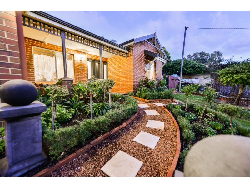 19 Eucalyptus Way, Maida Vale WA 6057