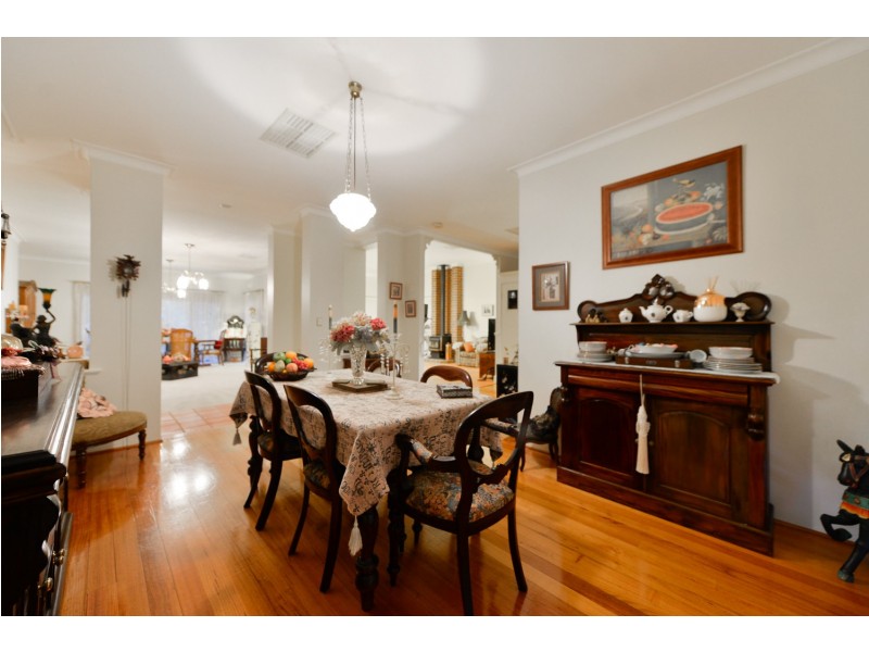 19 Eucalyptus Way, Maida Vale WA 6057