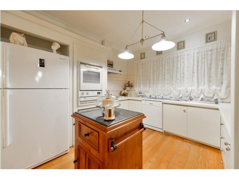 19 Eucalyptus Way, Maida Vale WA 6057