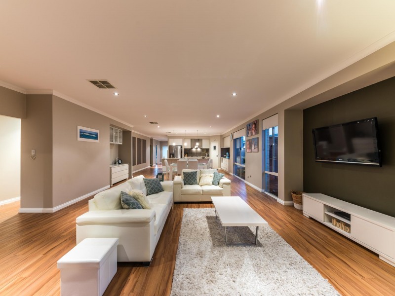 55 Prosperity Loop, Aubin Grove WA 6164