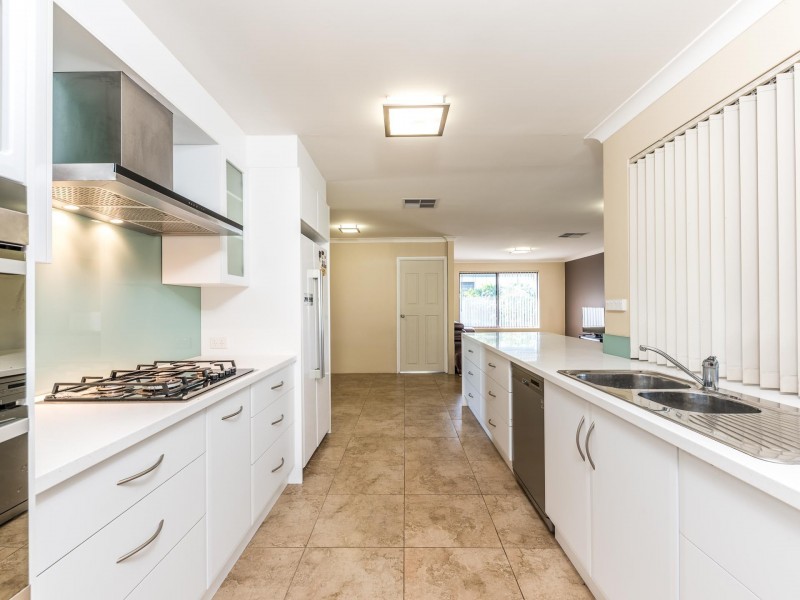 57 Nerida Way, Parkwood WA 6147