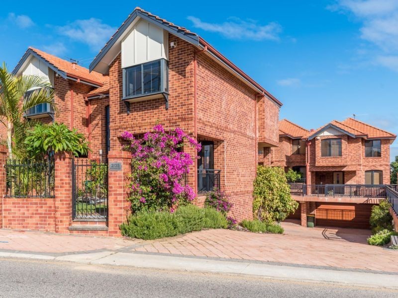 2/35 Kitchener Avenue, Burswood WA 6100