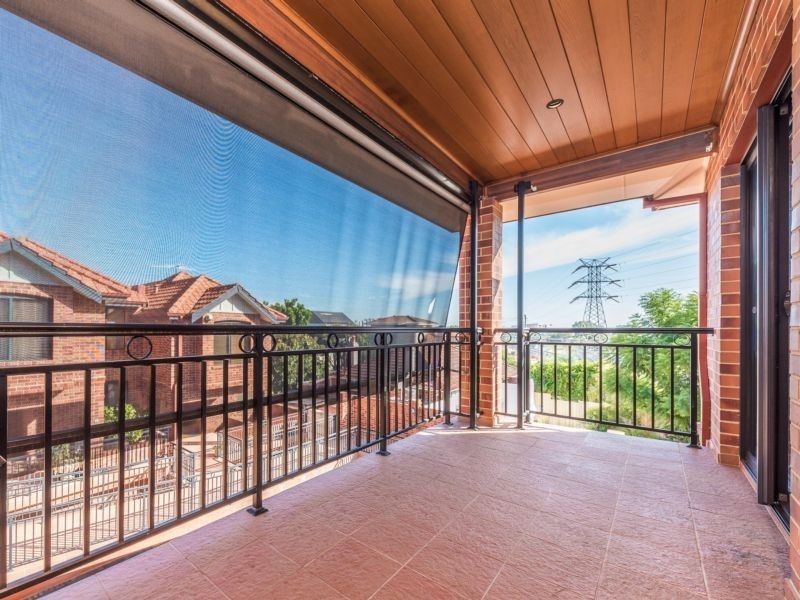 2/35 Kitchener Avenue, Burswood WA 6100