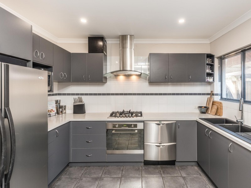 21 Dante Court, Bentley WA 6102