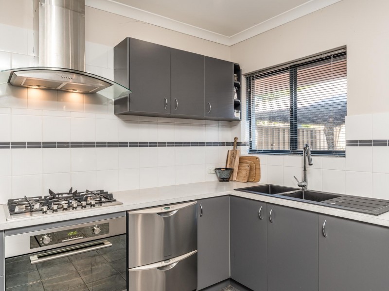 21 Dante Court, Bentley WA 6102
