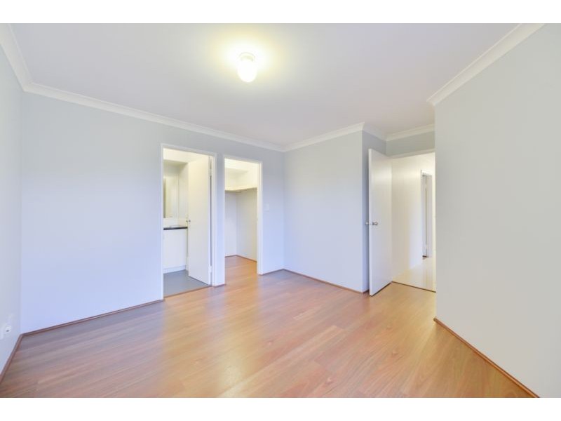 8/10 Marriot Street, Cannington WA 6107