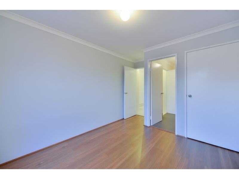 8/10 Marriot Street, Cannington WA 6107