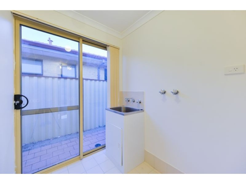 8/10 Marriot Street, Cannington WA 6107