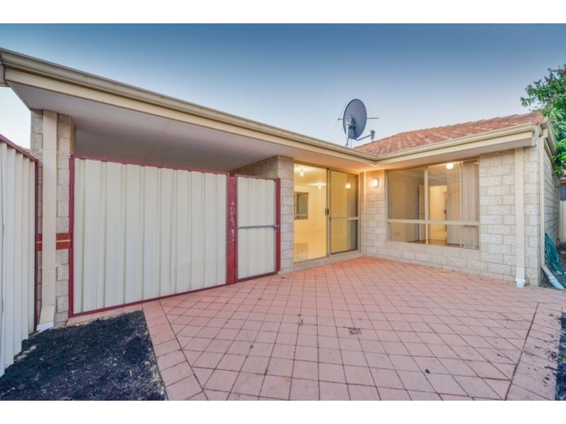 8/10 Marriot Street, Cannington WA 6107