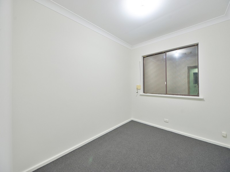 8 Gilchrist Street, Kenwick WA 6107