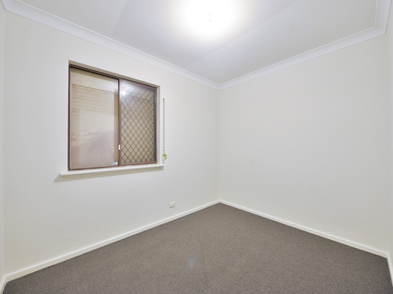 8 Gilchrist Street, Kenwick WA 6107