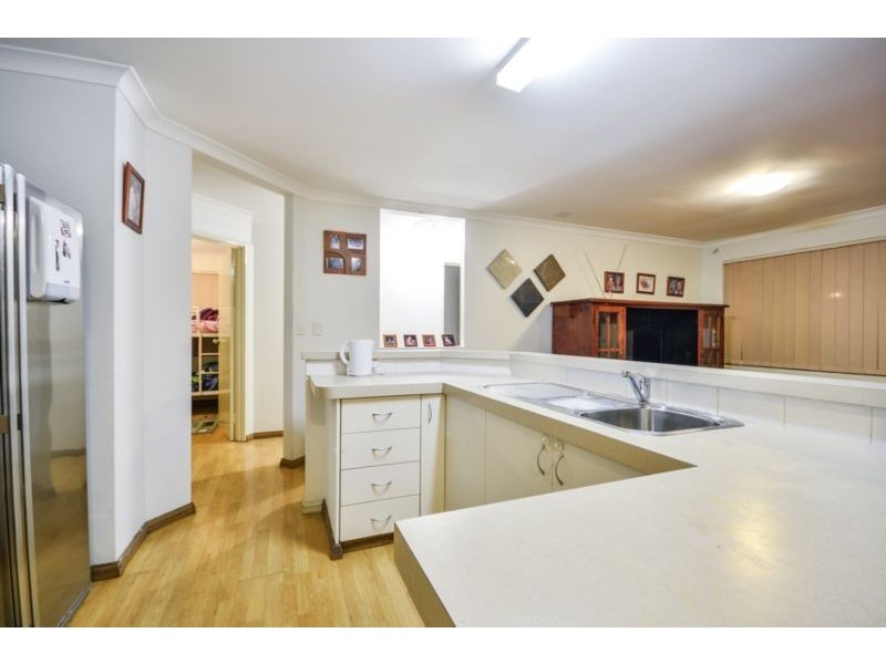 6 Cayman Place, Kenwick WA 6107