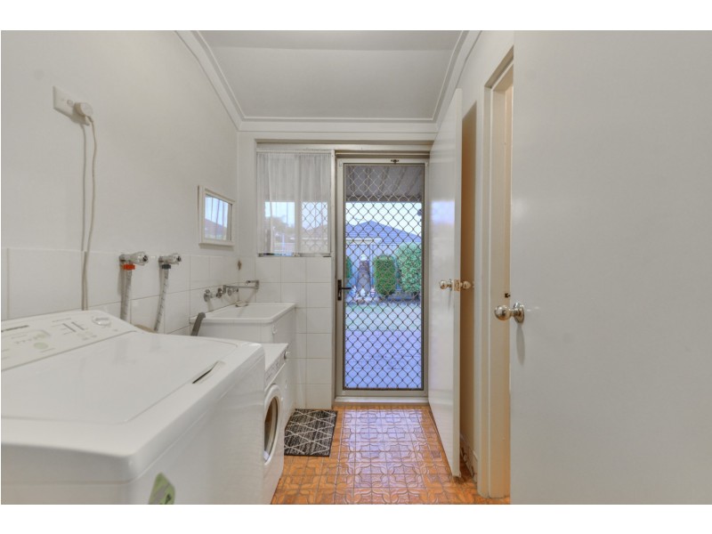 5/311 Wharf Street, Queens Park WA 6107