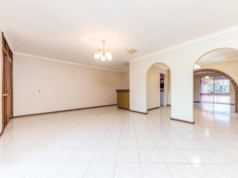 11 Brixton Street, Beckenham WA 6107