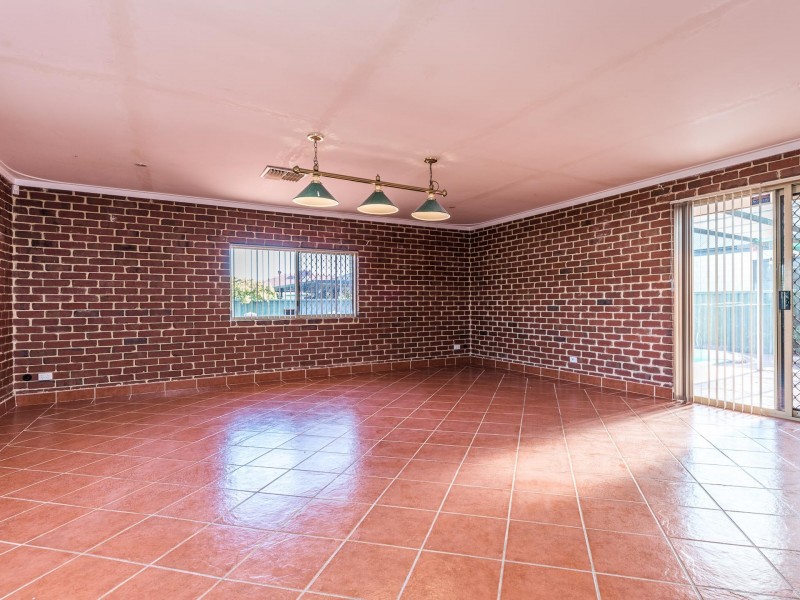 11 Brixton Street, Beckenham WA 6107