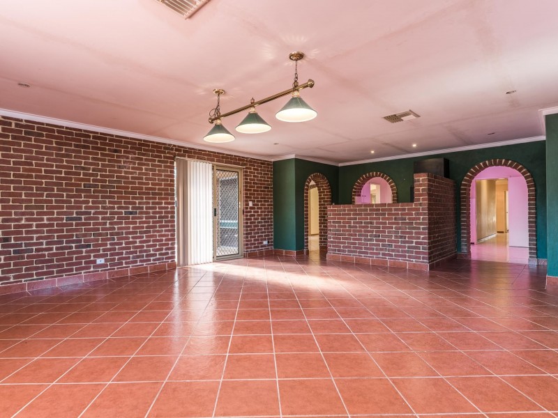 11 Brixton Street, Beckenham WA 6107