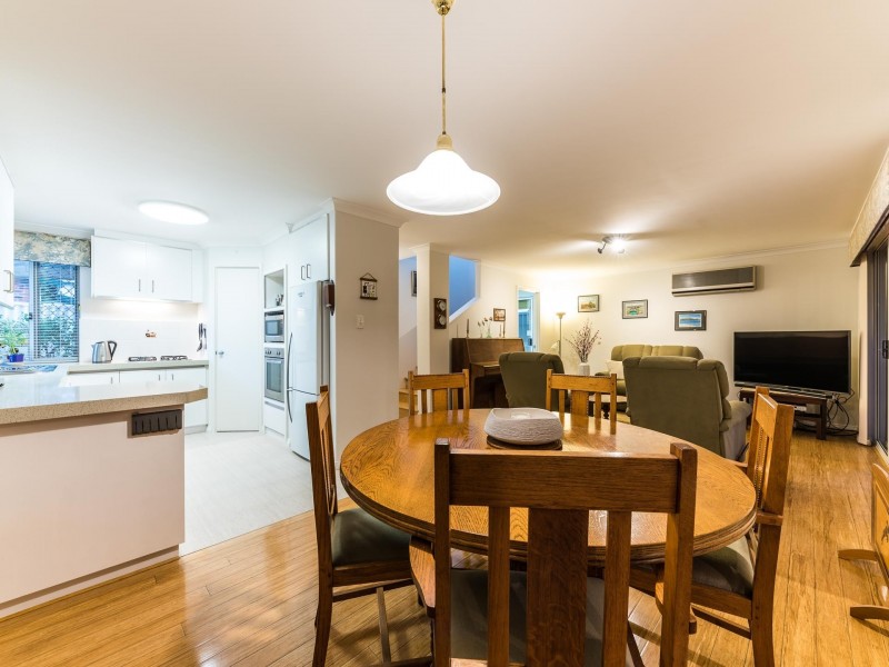 3/203 Melville Parade, Como WA 6152