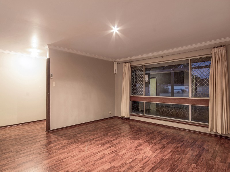 18 Galaxy Street, Beckenham WA 6107