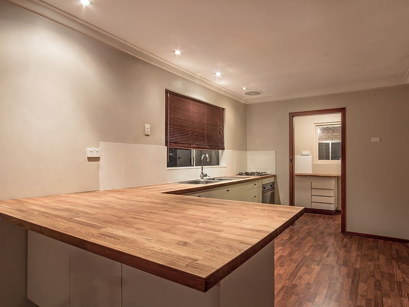 18 Galaxy Street, Beckenham WA 6107
