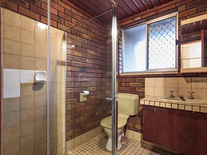 18 Galaxy Street, Beckenham WA 6107
