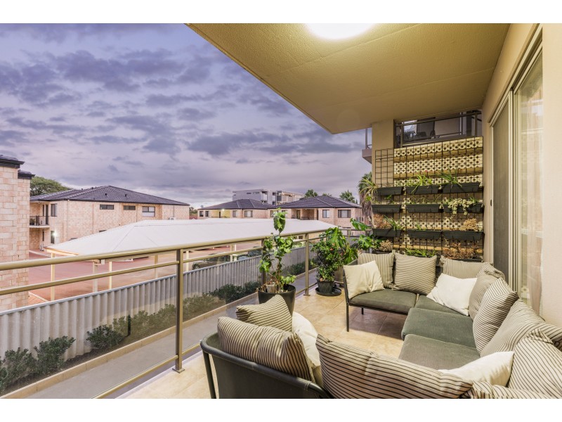 1/36 Mason Street, Cannington WA 6107
